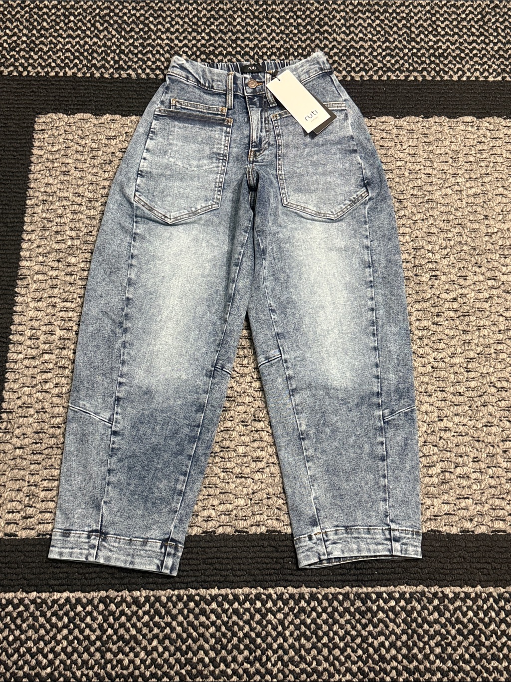 Ruti Barrel Leg Jeans Womenâs 2 Cropped Light Wash Designer Denim Premium